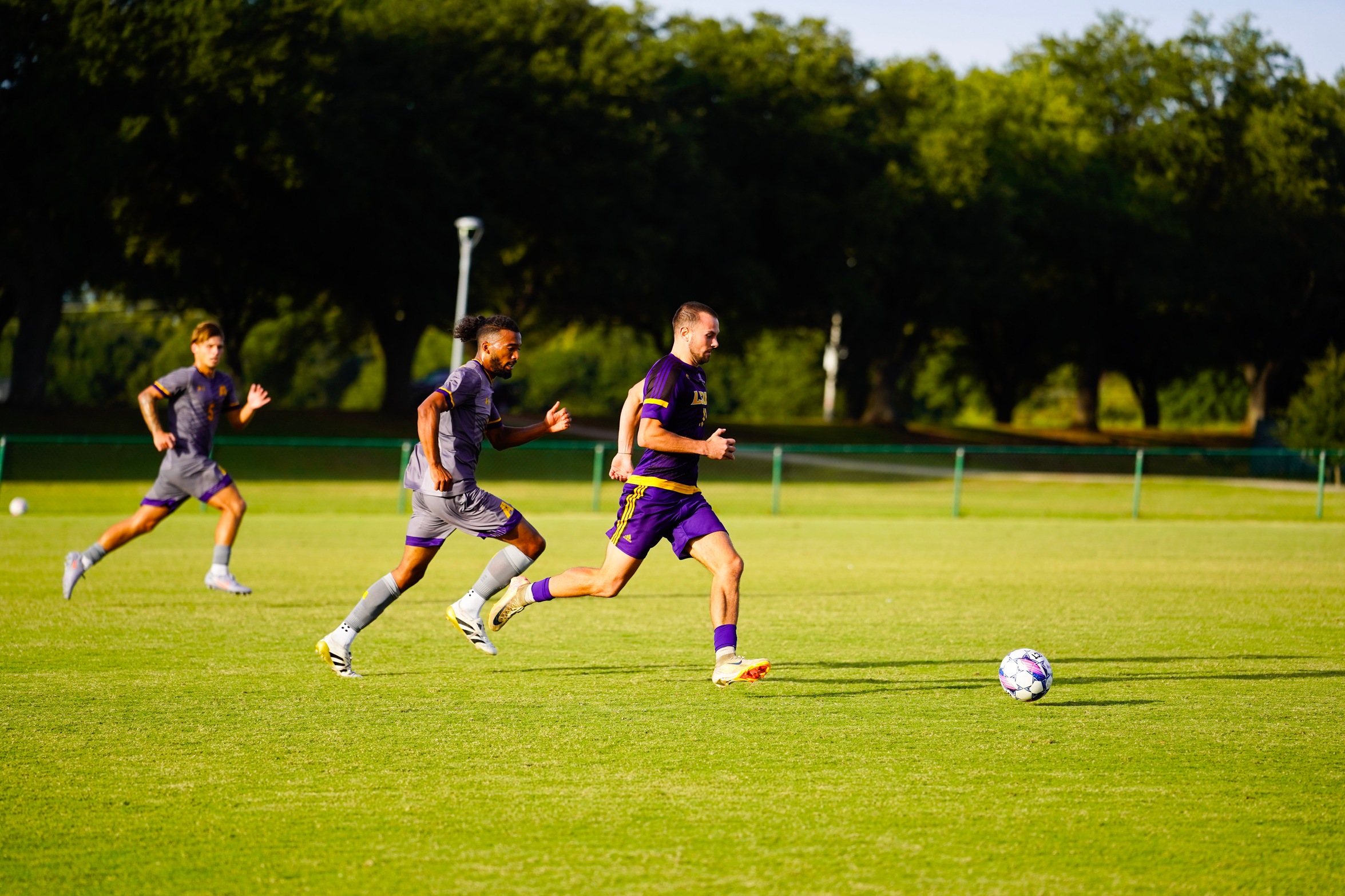 Pilots Fall 2-1 at Louisiana Christian to Close Regular Season